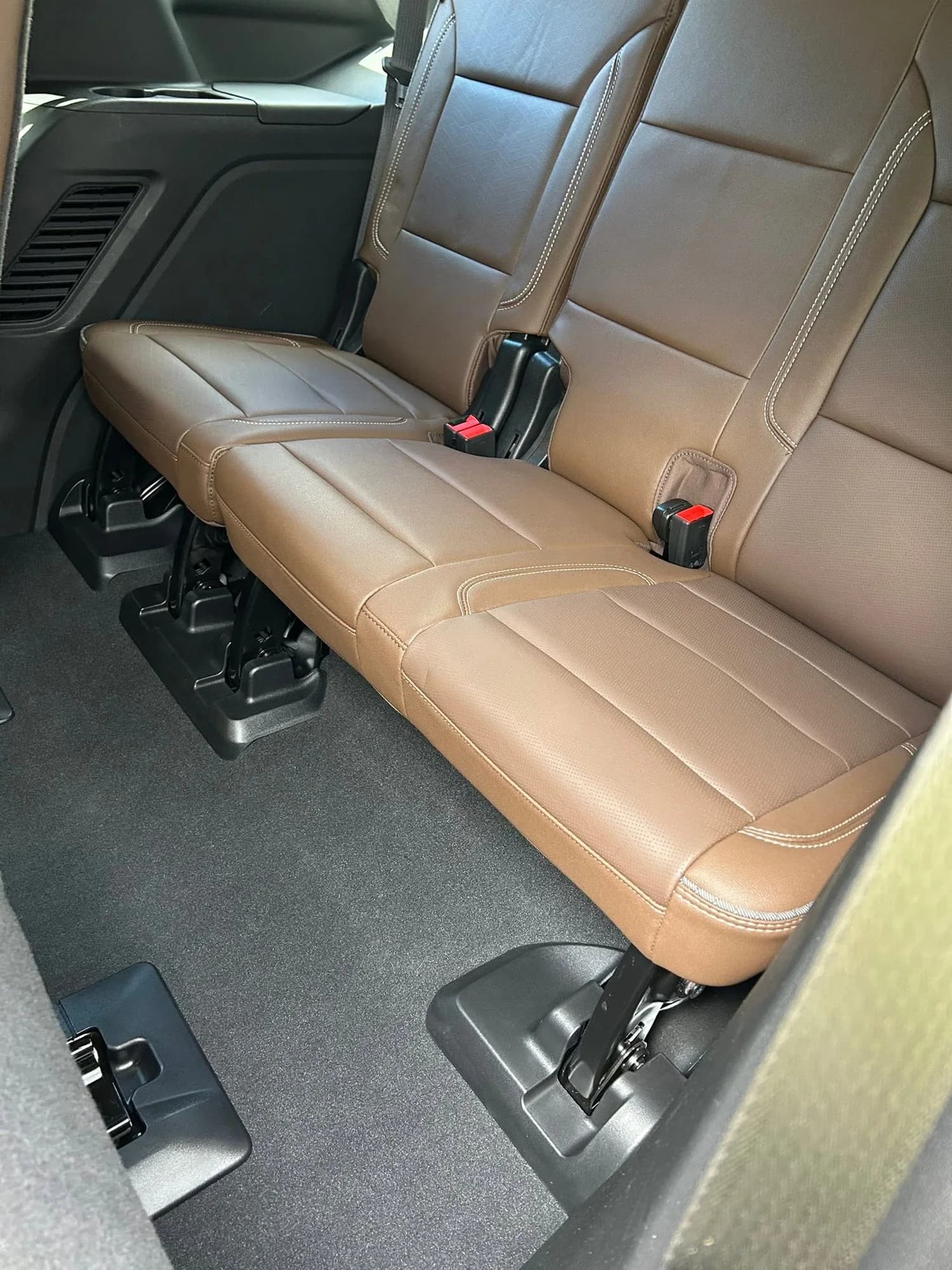 Chevrolet Tahoe leather rear seats