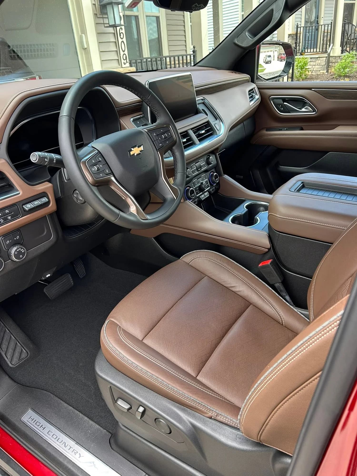 Chevrolet Tahoe leather seating, dashboard, and center console